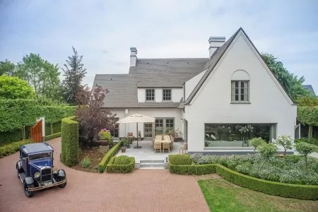 Villa Magdalena Eeklo Отели в г. Алтер