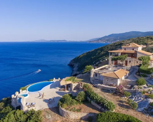 Blue Caves Villas - Exceptional Villas with Private Pools Direct Access to the Sea Hotels in Elation