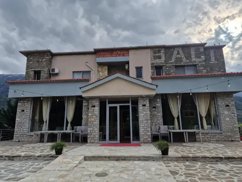 Kutal Parkinn Hotel - С бассейном