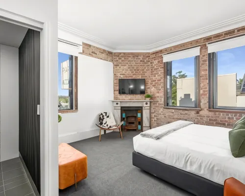 Grand Hotel and Studios Hotels in Wyong