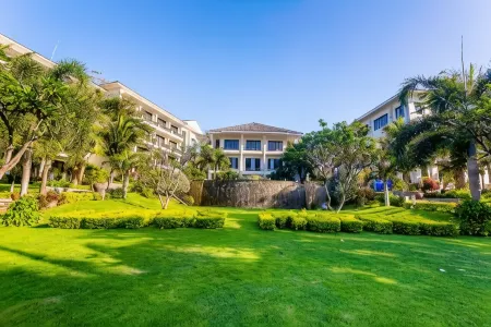 Lotus Muine Resort & Spa