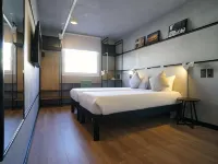 Ibis Barcelona Castelldefels Hotels near UPC
