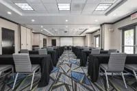 Holiday Inn Express & Suites CHARLOTTE SOUTHEAST - MATTHEWS by IHG Hotels in Matthews