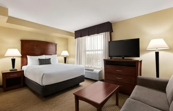 舍伍德帕克埃德蒙頓戴斯套房酒店