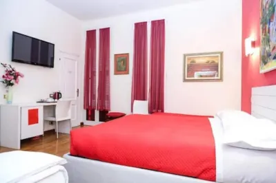 Lia Rooms Hotel di 