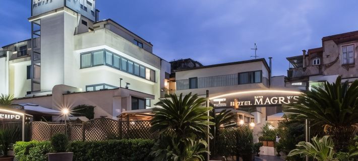 Magri's Hotel Hotéis em Nápoles