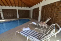 Howard Johnson Hotel Rinconada de Los Andes - piscina
