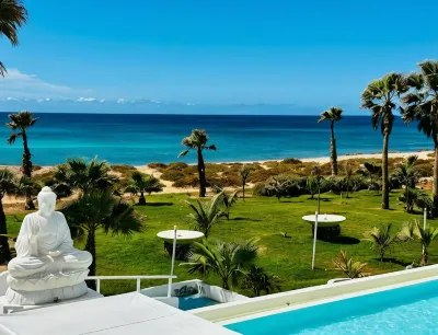 Hotel LIVVO Budha Beach Các khách sạn ở 