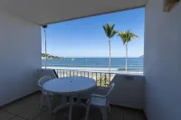 Costa Alegre Hotel & Suites - Ocean View