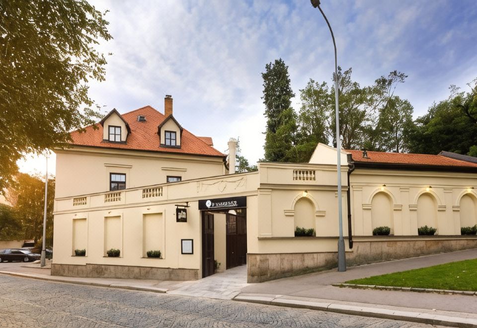 2. 호텔 슈바이저 ..