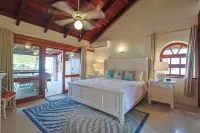 CasaPisani Tranquil 2Bed condo SimpsonBayYachtClub