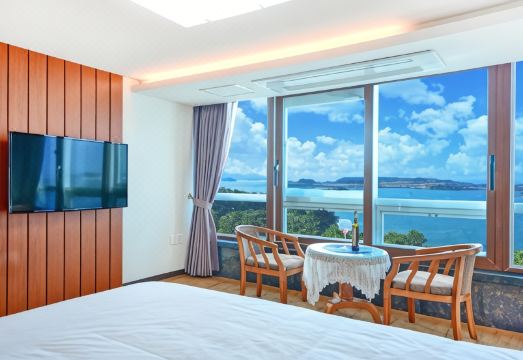 더라온 펜션 가족