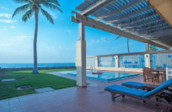 Al Nawras Island Resort