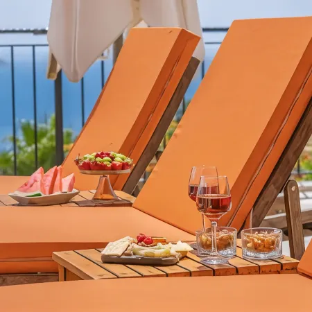White Garden Villas
