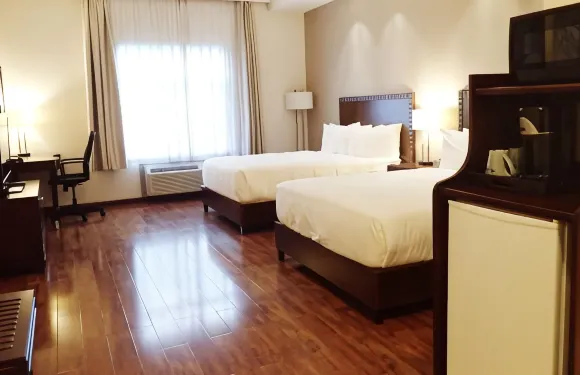 温德姆戴斯酒店及套房，薩斯喀徹温堡