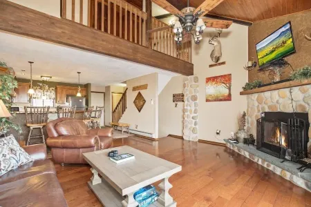 Slope Side Camelback 3BR Townhome