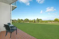 Eagle Heights Mountain Resort Hotels in Wongawallan