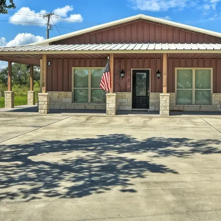 Polish Paradise -  3 Bedroom, 2 Bath Barndominium