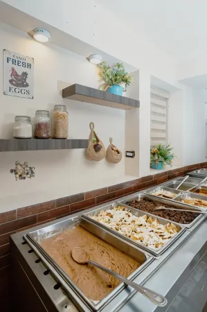 Hotel Suites Kino Отели рядом с достопримечательностью «Museum of Popular Cultures of Sonora»