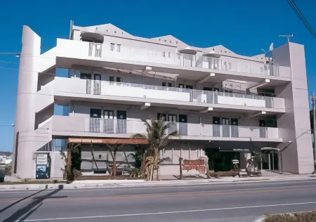 Ocean Resort Pmc Отели рядом с достопримечательностью «Aqualuce Chapel»