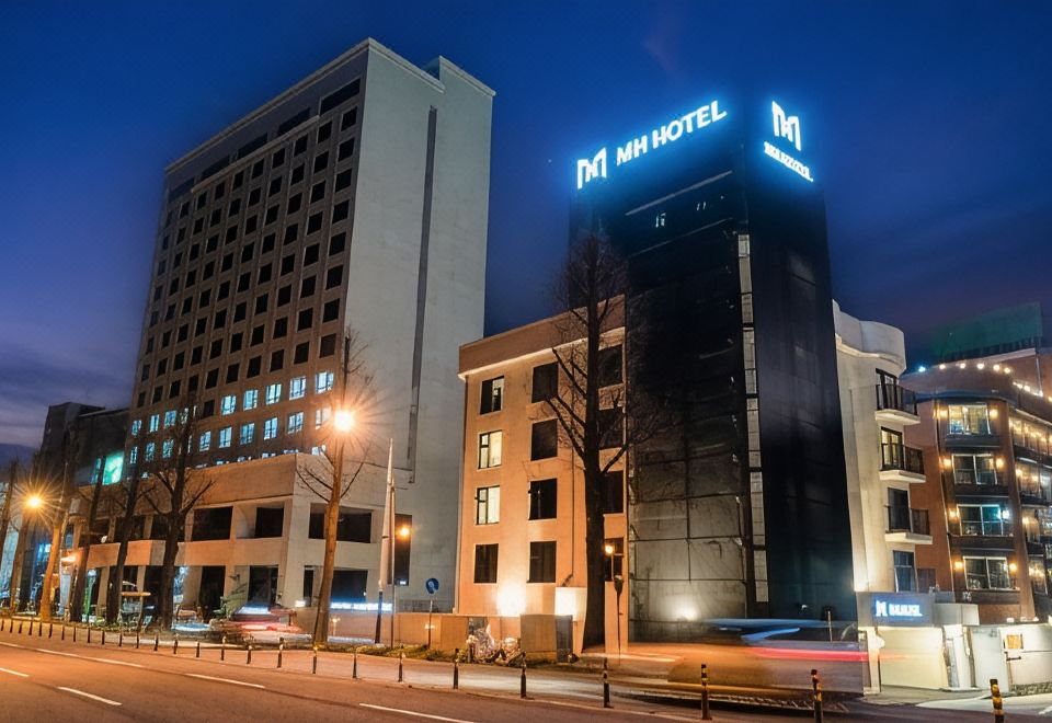 엠에이치호텔 객리단길점의 세련된 외관 사진