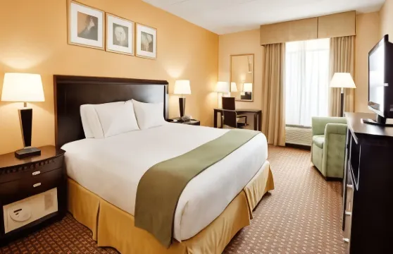 温莎東唄盟套房酒店-布拉德利機場