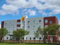 Super 8 by Wyndham Thompson Hotels in Division No. 22