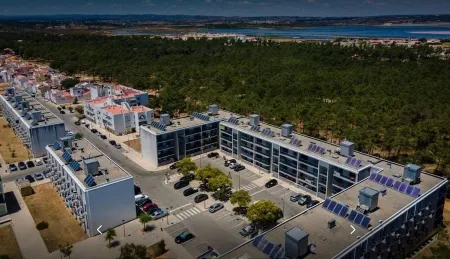 BEACH HOUSE CARMEN 1 Отели в г. Monte Gordo