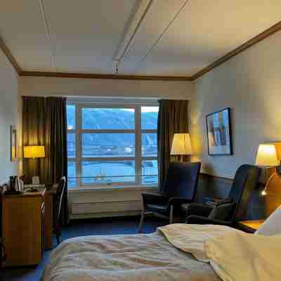 Home Hotel with Rooms