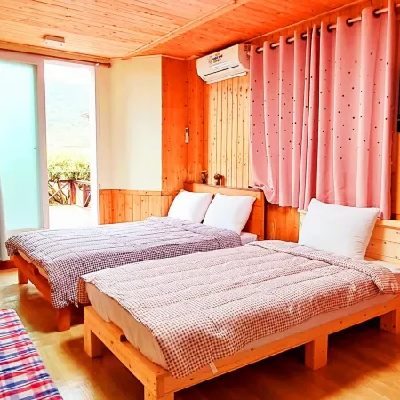 Wando Cheongsando Olle Pension