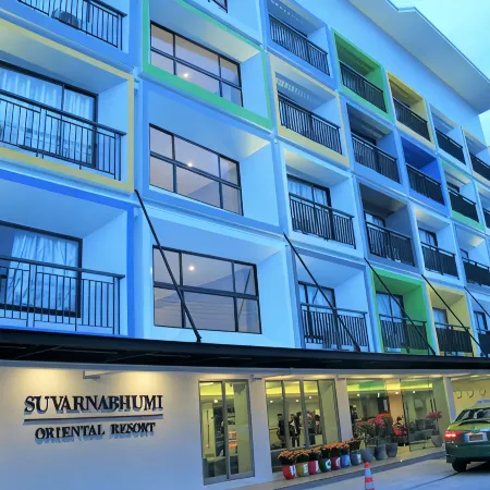 Suvarnabhumi Oriental Resort Отели рядом с достопримечательностью «Школа Тхепсирин Ромклао»