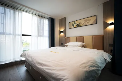 Lijing Business Apartment