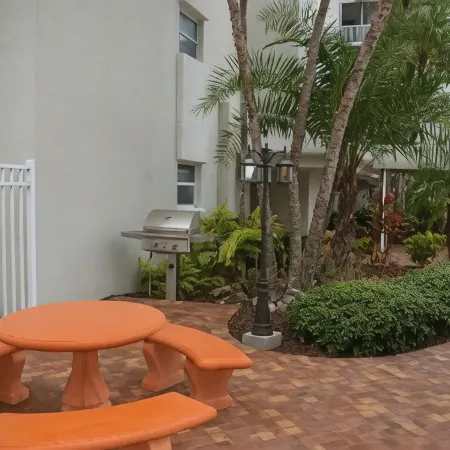 Crescent Arms Luxurious Gulf Front Siesta Key Condo 604S