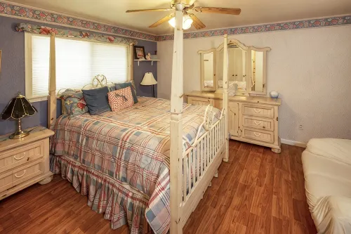 Quaint Country Cottage