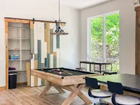 Bison Cabin with Hot Tub, Air Hockey & Pool Table, South of Norman