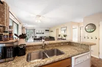 Wintergreen Ski Retreat, Cozy Condo Near Slopes & Devils Knob Golf