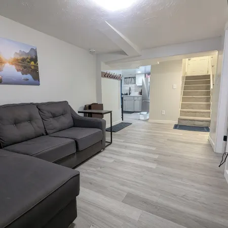 Charming 3-bedroom private basement apartment with WiFi, AC in enchanting Ogden.