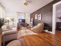 Refreshing home with WiFi, AC, fireplace in marvelous Heart of Yadkin Valley