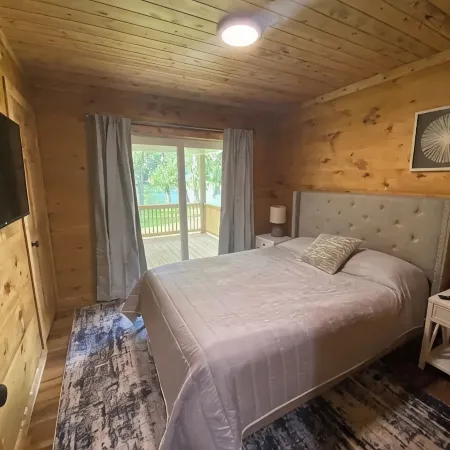 Pleasant View - A brand new riverfront getaway!