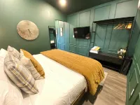 The Patsy at High Bank – Cozy Elk Riverfront Tiny Cabin in Scenic Noel, MO