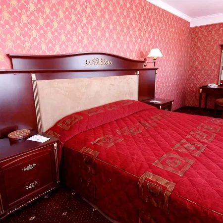 White House Hotel