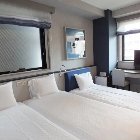 Henn na Hotel Fukuoka Hakata Отели рядом с достопримечательностью «Город Фукуока художественный музей»