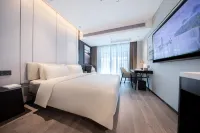 Zhaoqing Qixingyan Xinghuyifang  Atour Hotel
