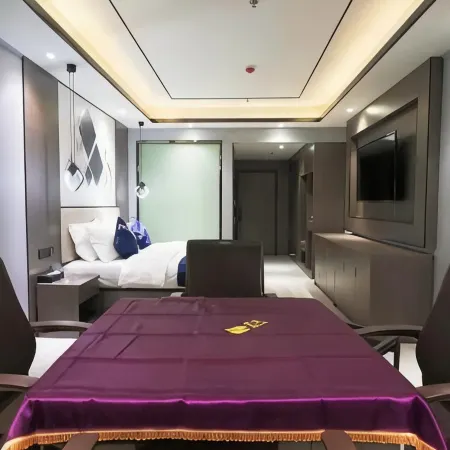 Marriott Hotel (Weinan No.9 Elementary School) Hotels in Runan County