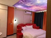 Beizhen Hongyunyuan Cinema Hotel - 2-Star