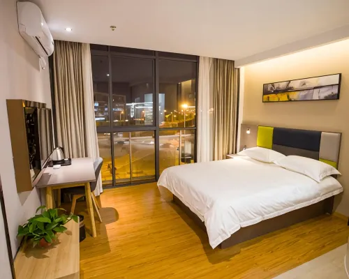 Home Inn Alliance Huaxuan Hotel (Feixian Yimeng Mountain Tianmeng Scenic Area Branch) Hotels in Fei County