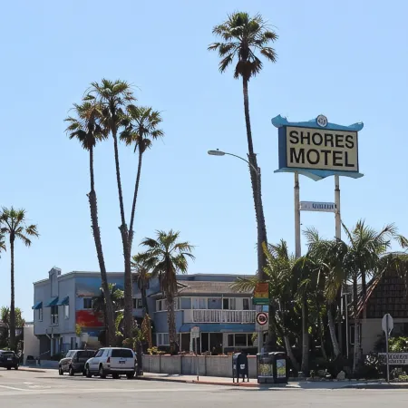 The Shores Inn