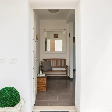 Charming 3-Bedroom Apartment in Scenic Sperlonga, Italy