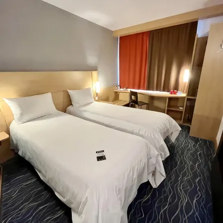 Ibis Yaroslavl Center (Ибис Ярославль Центр)