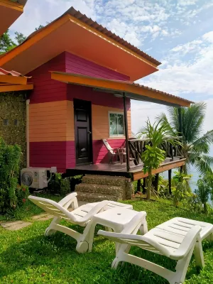 Cliff View Bungalows